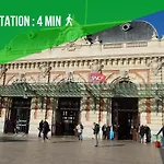 Center - Balcony Quiet - Air Conditioner - Kitchen - Wifi - Tram Apartment *