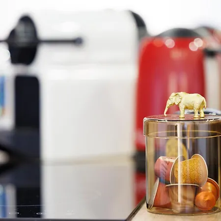 아파트 Center - Balcony Quiet - Air Conditioner - Kitchen - Wifi - Tram 니스