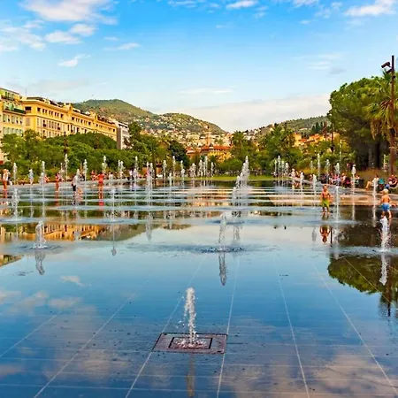 Center - Balcony Quiet - Air Conditioner - Kitchen - Wifi - Tram Νίκαια