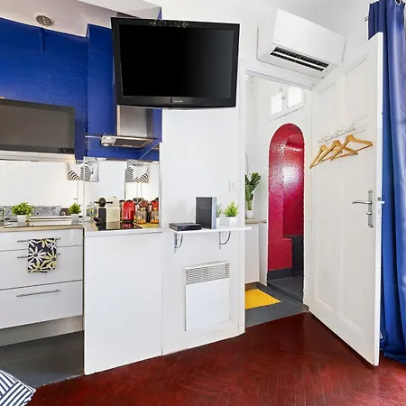 Center - Balcony Quiet - Air Conditioner - Kitchen - Wifi - Tram *