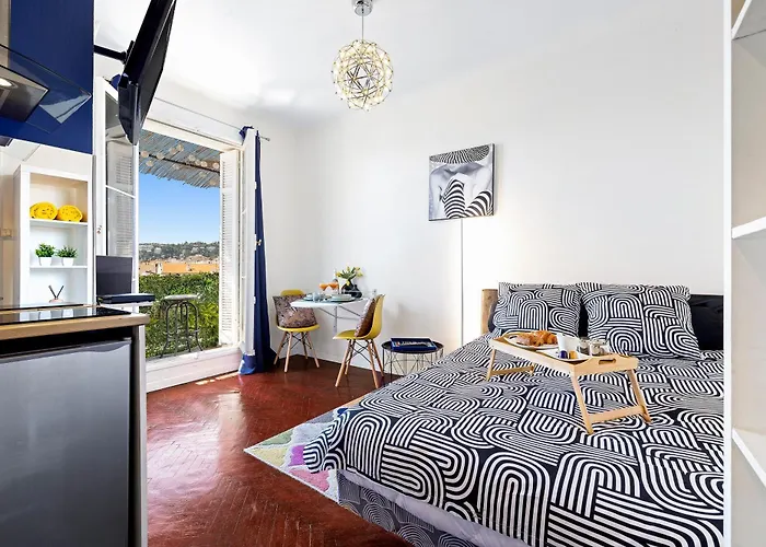 דירה Center - Balcony Quiet - Air Conditioner - Kitchen - Wifi - Tram *